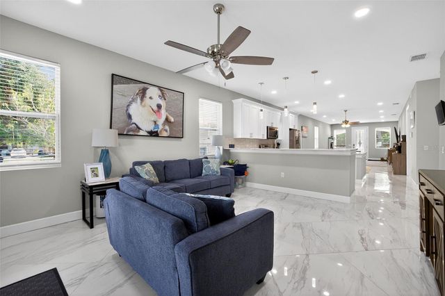 711 28TH AVENUE S, St Petersburg, FL 33705