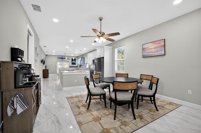 711 28TH AVENUE S, St Petersburg, FL 33705