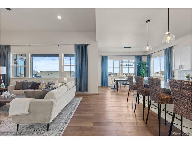 6685 Kenzie Cir, Castle Pines, CO 80108