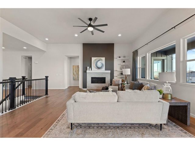 6685 Kenzie Cir, Castle Pines, CO 80108