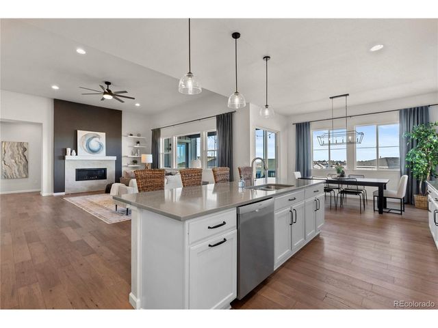 6685 Kenzie Cir, Castle Pines, CO 80108