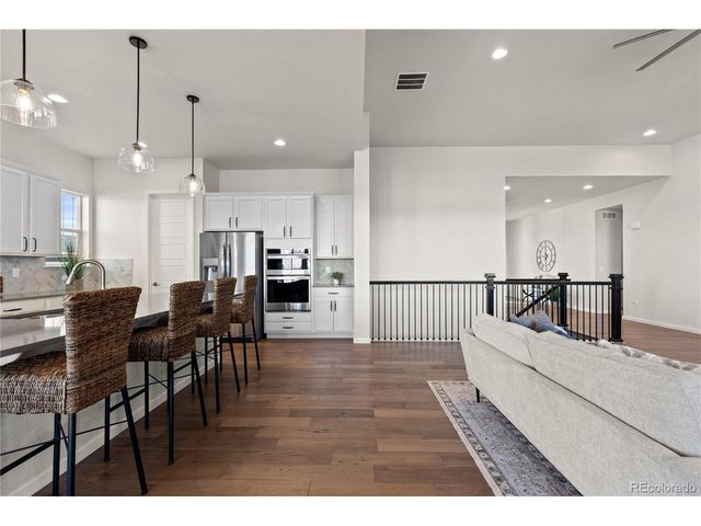 6685 Kenzie Cir, Castle Pines, CO 80108