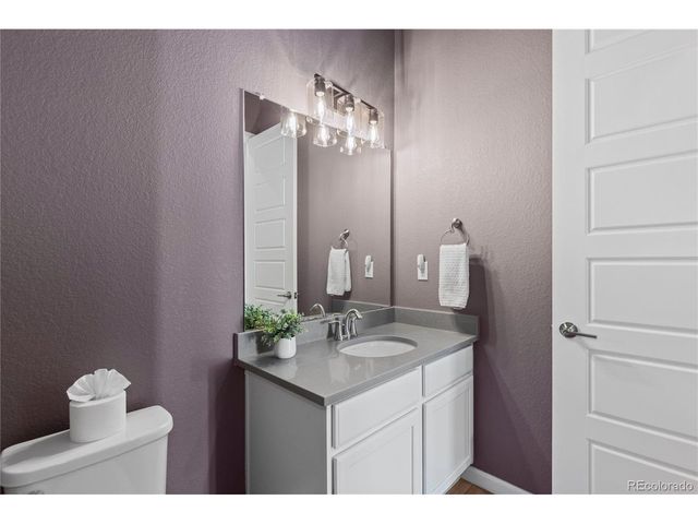 6685 Kenzie Cir, Castle Pines, CO 80108