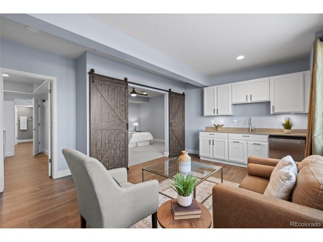 6685 Kenzie Cir, Castle Pines, CO 80108