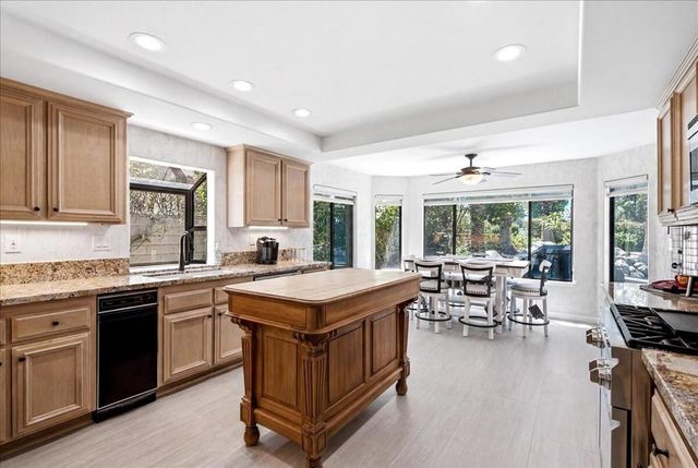75720 Mclachlin Circle, Palm Desert, CA 92211