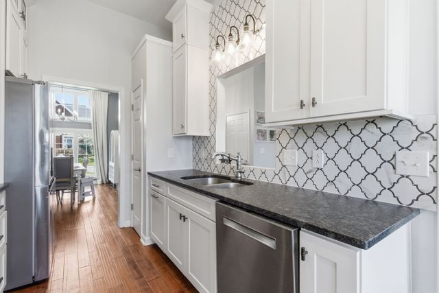 1311 Saybrook Xing, Thompsons Station, TN 37179