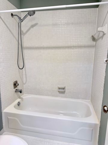 1740 NW 19th Terrace 202, Delray Beach, FL 33445