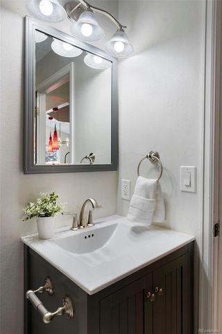 2340 Redwood Avenue, Lafayette, CO 80026