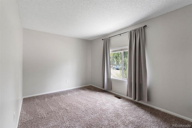 2340 Redwood Avenue, Lafayette, CO 80026