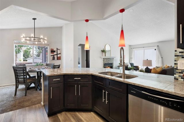 2340 Redwood Avenue, Lafayette, CO 80026