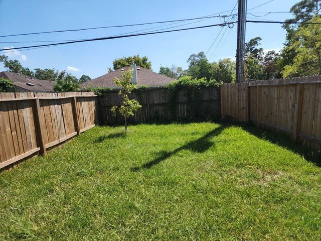 9218 Nyssa Avenue B, Houston, TX 77078