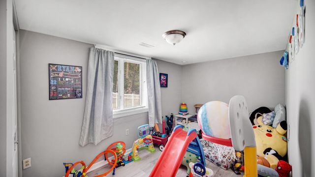 51 Deerpath Road, Merrillville, IN 46410