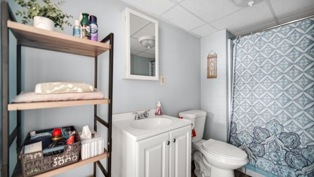 51 Deerpath Road, Merrillville, IN 46410