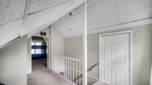 51 Deerpath Road, Merrillville, IN 46410