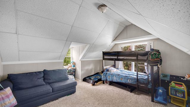 51 Deerpath Road, Merrillville, IN 46410