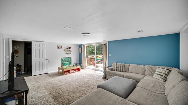 51 Deerpath Road, Merrillville, IN 46410