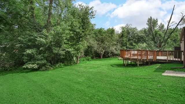 51 Deerpath Road, Merrillville, IN 46410