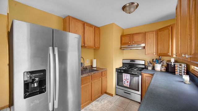 51 Deerpath Road, Merrillville, IN 46410