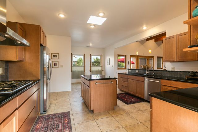 301 CAMINO DE LAS HUERTAS, Placitas, NM 87043