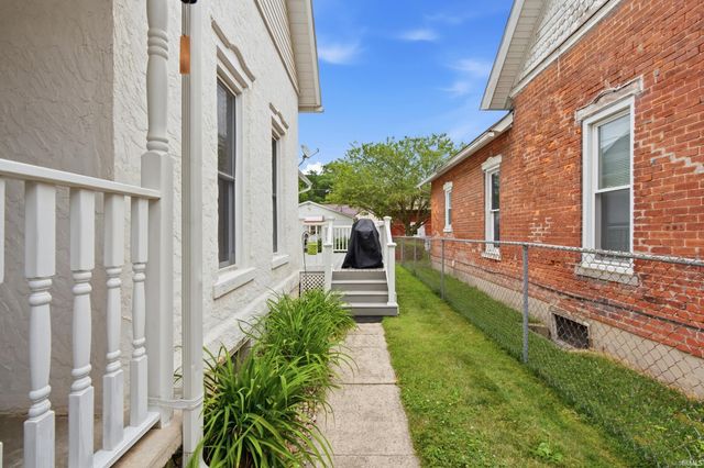 311 S Johnson Street, Garrett, IN 46738