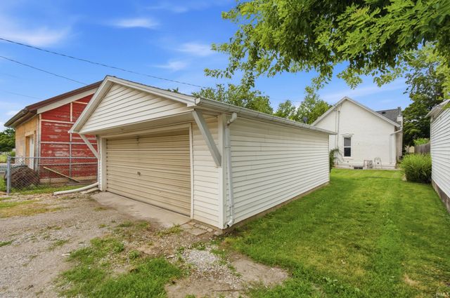 311 S Johnson Street, Garrett, IN 46738