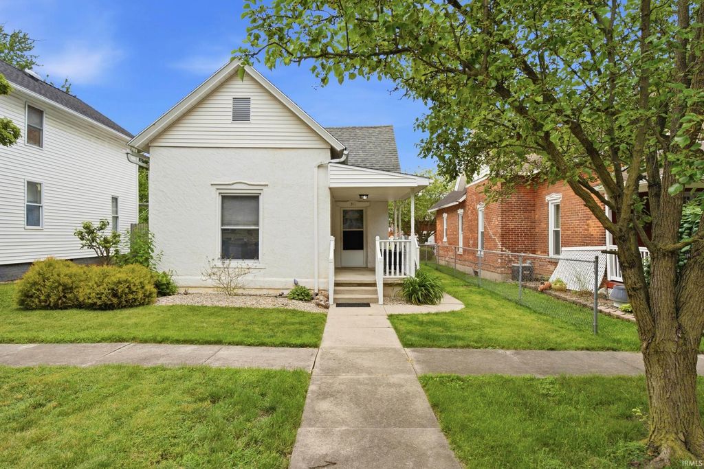 311 S Johnson Street, Garrett, IN 46738