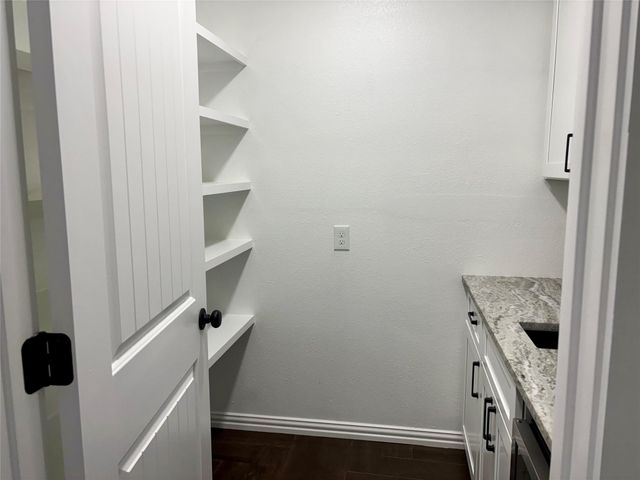 802 Victoria Street, Navasota, TX 77868