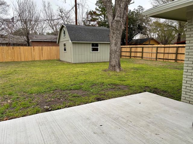802 Victoria Street, Navasota, TX 77868