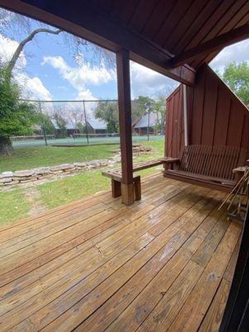 114 Topspin DR, Spicewood, TX 78669