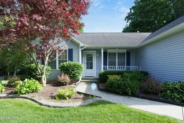1118 Clute Crest Lane, Niskayuna, NY 12309