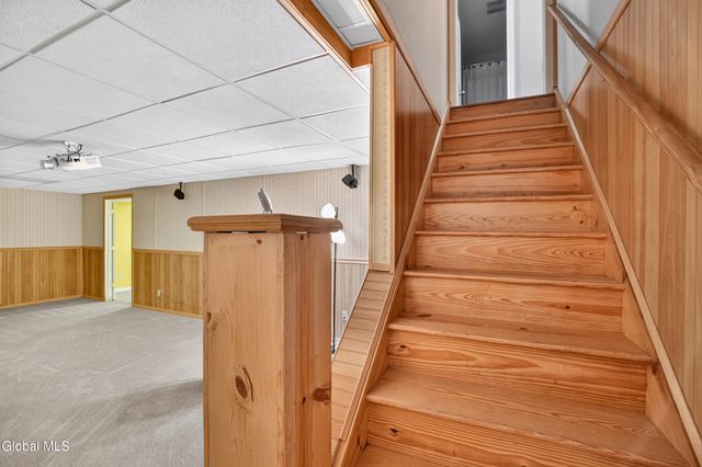 1118 Clute Crest Lane, Niskayuna, NY 12309