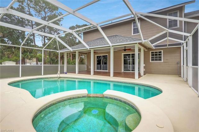 4700 Skates CIR, Fort Myers, FL 33905