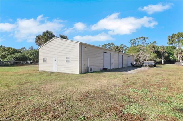 4700 Skates CIR, Fort Myers, FL 33905