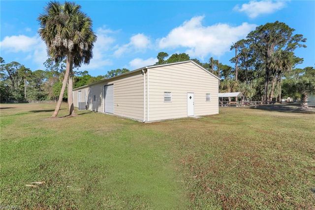 4700 Skates CIR, Fort Myers, FL 33905