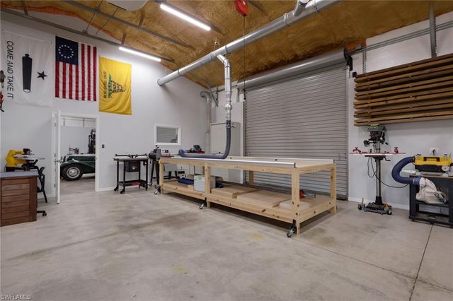 4700 Skates CIR, Fort Myers, FL 33905