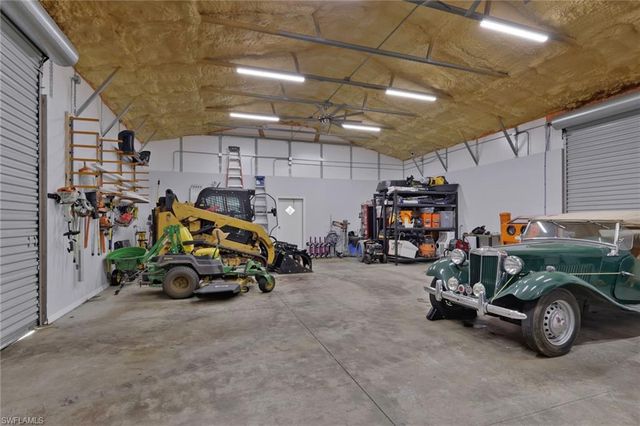 4700 Skates CIR, Fort Myers, FL 33905