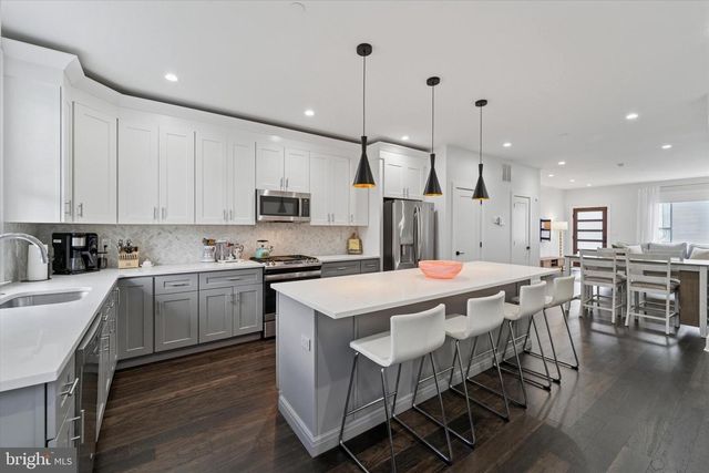 73 E SHARPNACK ST, Philadelphia, PA 19119