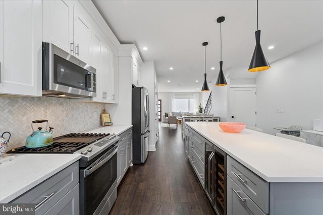 73 E SHARPNACK ST, Philadelphia, PA 19119