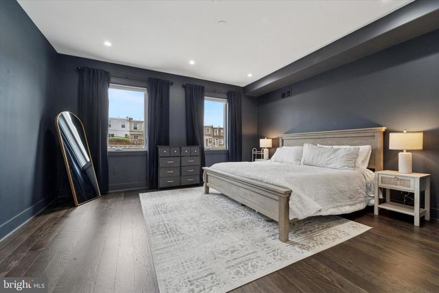 73 E SHARPNACK ST, Philadelphia, PA 19119