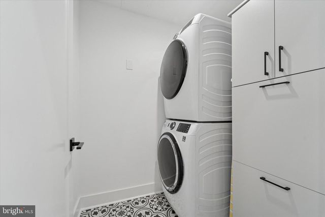 73 E SHARPNACK ST, Philadelphia, PA 19119