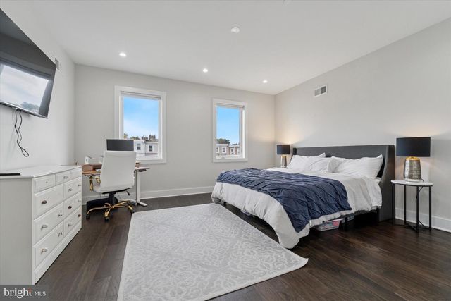 73 E SHARPNACK ST, Philadelphia, PA 19119