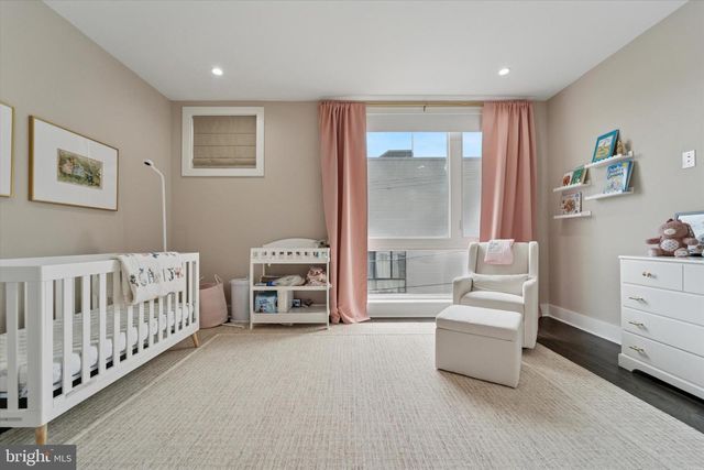 73 E SHARPNACK ST, Philadelphia, PA 19119