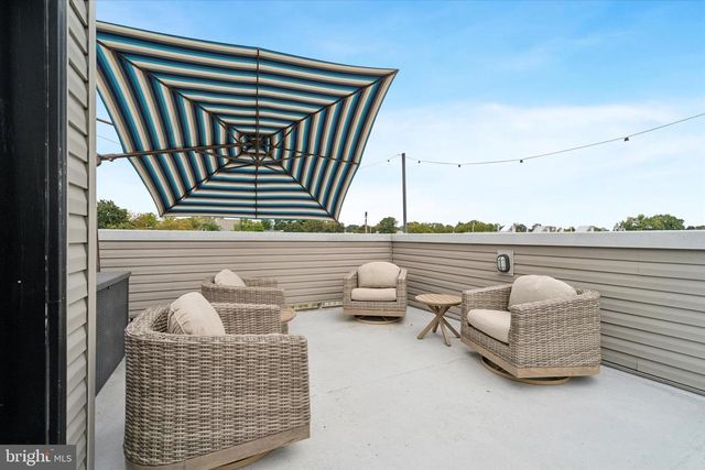 73 E SHARPNACK ST, Philadelphia, PA 19119