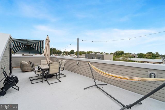 73 E SHARPNACK ST, Philadelphia, PA 19119