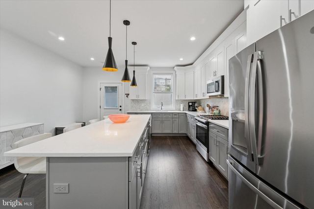 73 E SHARPNACK ST, Philadelphia, PA 19119