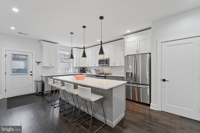 73 E SHARPNACK ST, Philadelphia, PA 19119