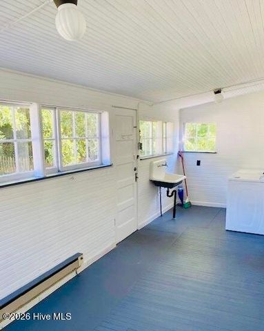 1035 Page Avenue, Wilmington, NC 28403