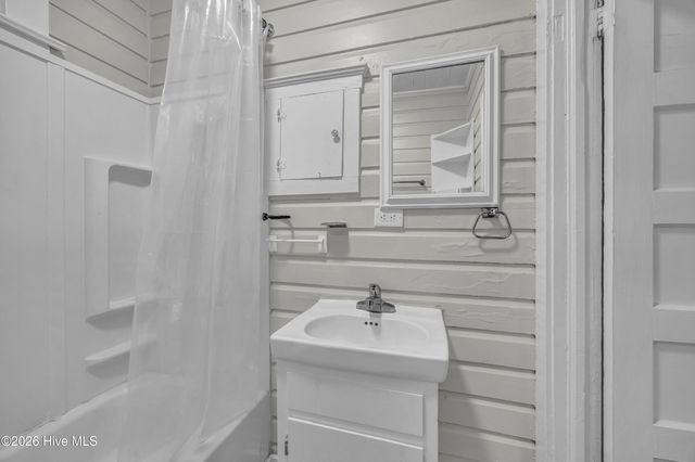 1035 Page Avenue, Wilmington, NC 28403