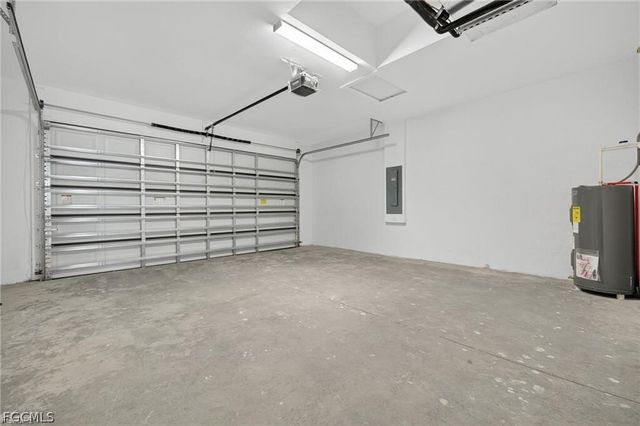 208 PEMBROKE ST ST, Lehigh Acres, FL 33974