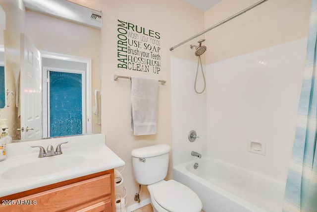 22087 N LAKESIDE Drive, Maricopa, AZ 85138